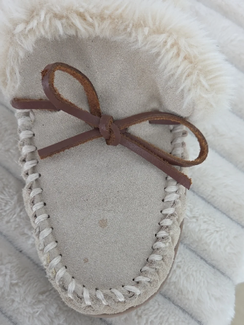 J. Crew Cream Faux-Fur Lined Kids Moccasins with Brown Lace Bows